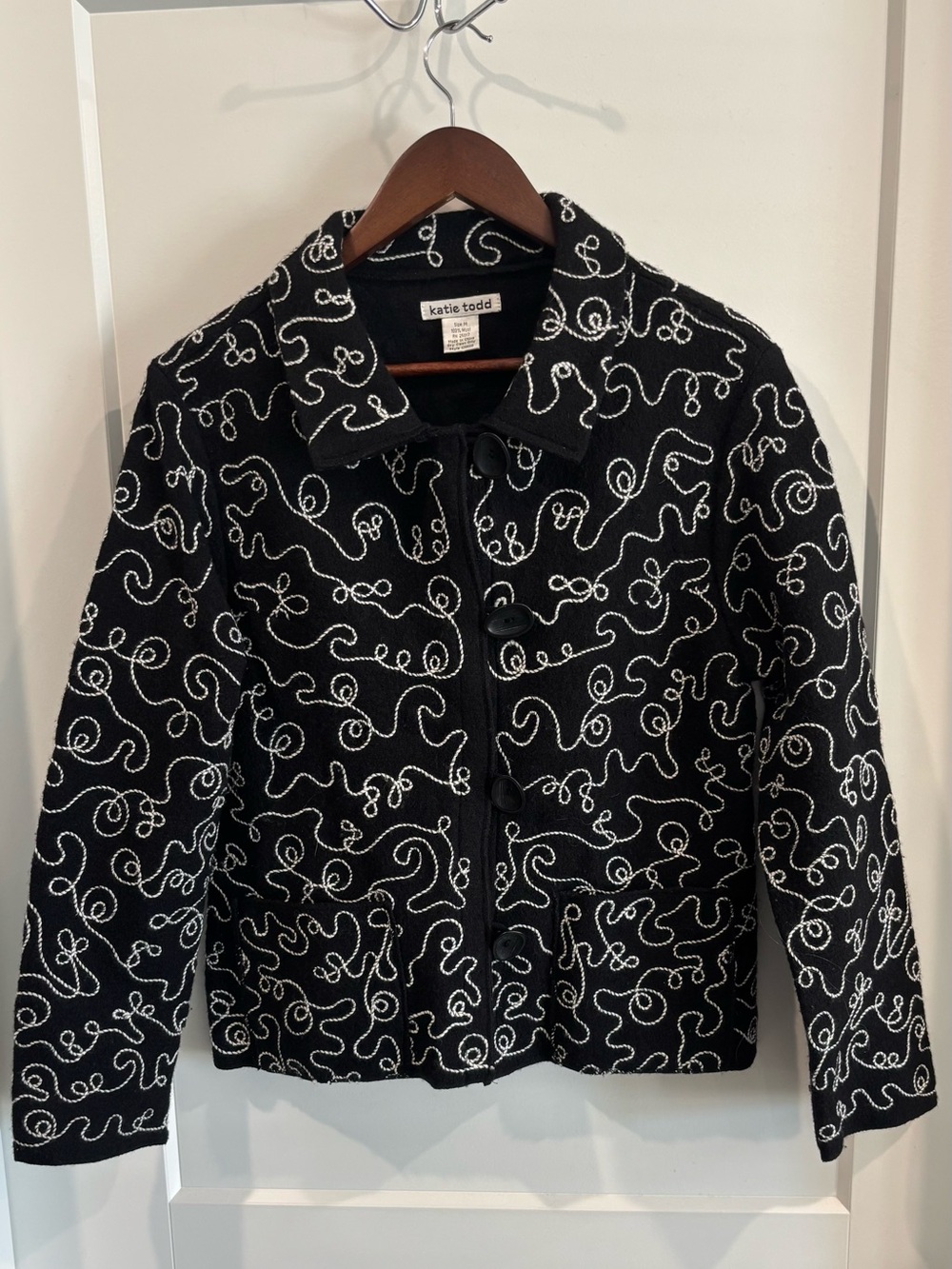 NEW Katie Todd Black Wool Jacket with White Swirl Embroidery Pattern SZ M